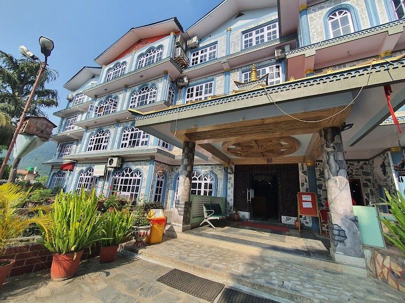 Avocado Orchid Resort