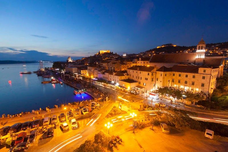 Bellevue Superior City Hotel