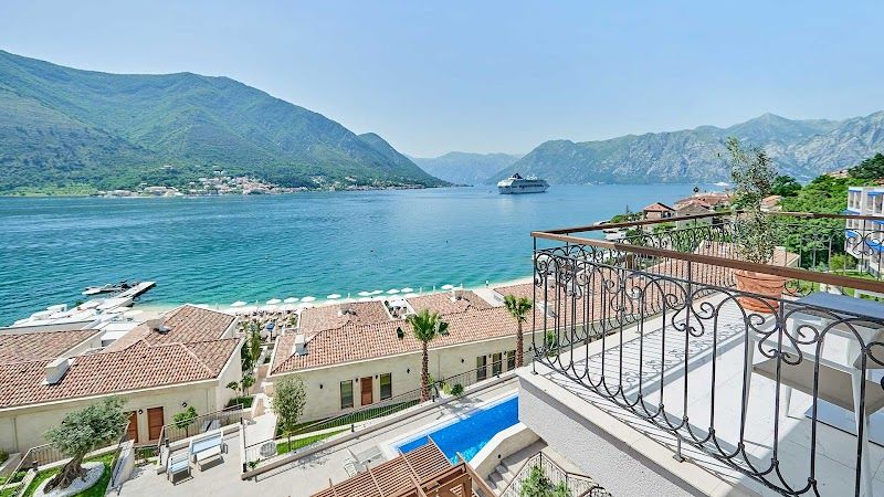 HUMA Kotor Bay Hotel and Villas