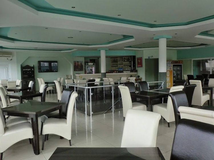Hotel Piano & Lounge Bar - Delchevo - North Macedonia