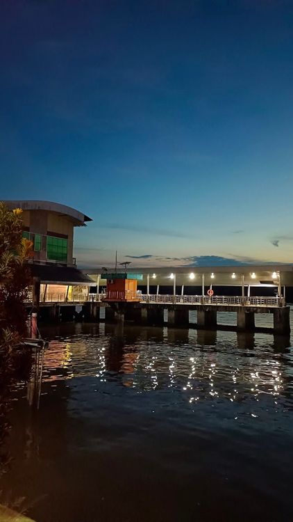 OYO 89915 East Mount Hotel