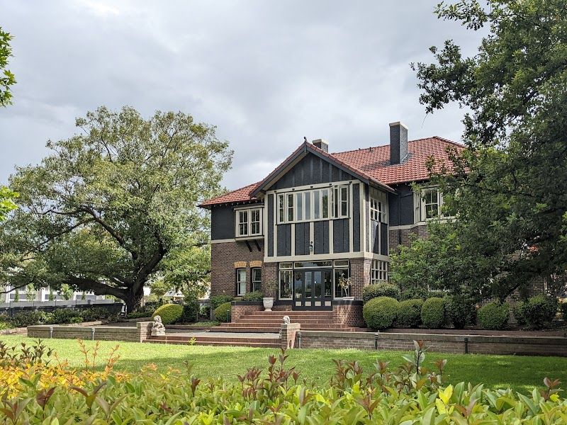 Lindsay House Armidale