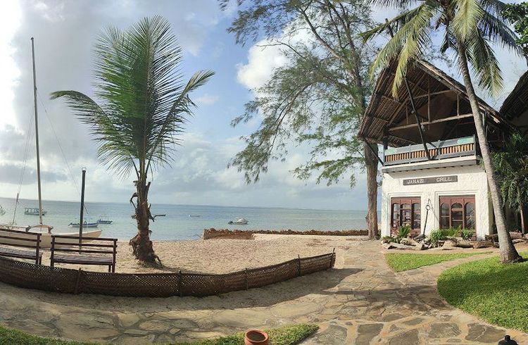 Serena Beach Resort & Spa