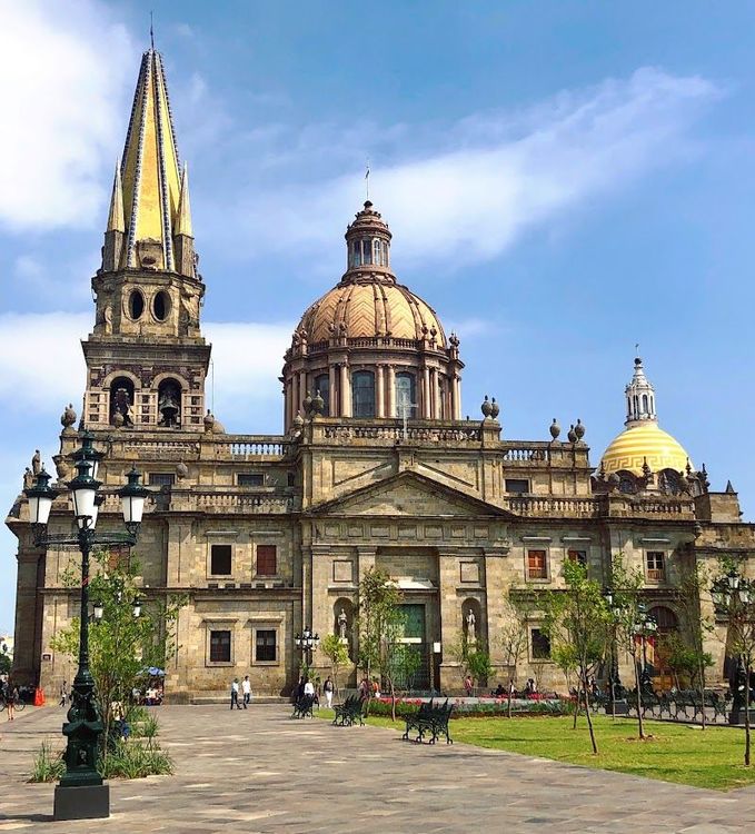 Visit the historic center and Guadalajara Cathedral - Guadalajara - Mexico