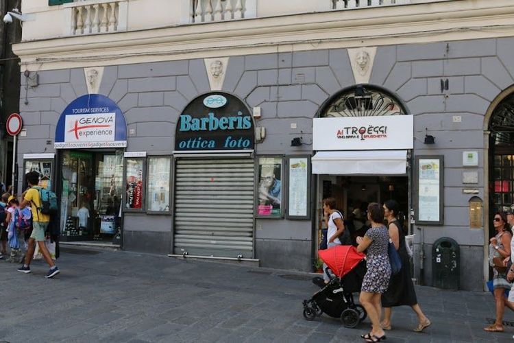 Explore the Historic Center (Centro Storico) - Genova - Italy