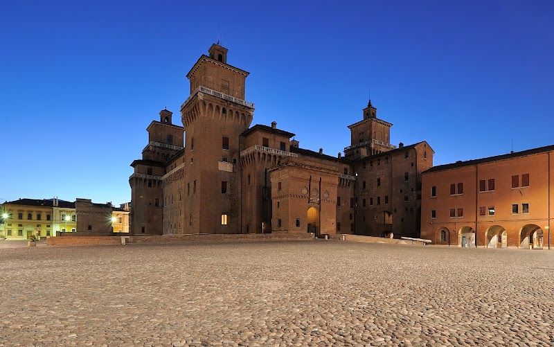 Este Castle (Castello Estense)