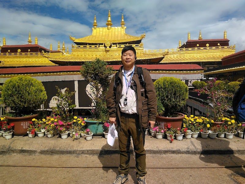 Explore Jokhang Temple