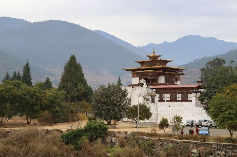 Visit Punakha Dzong