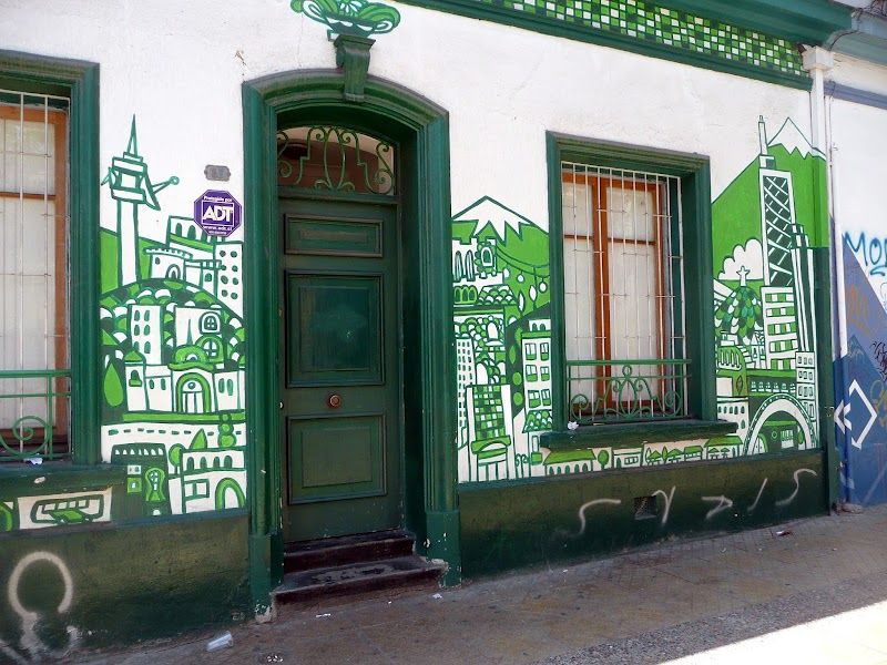 Stroll through Barrio Bellavista