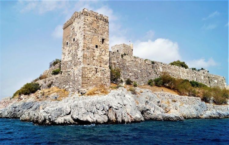 Visit Bodrum Castle and the Museum of Underwater Archaeology - Bodrum - Türkiye