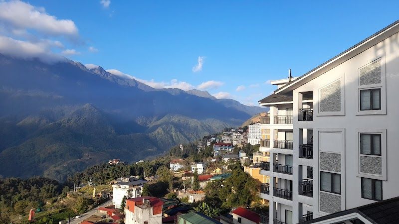 Bamboo Resort Retreat