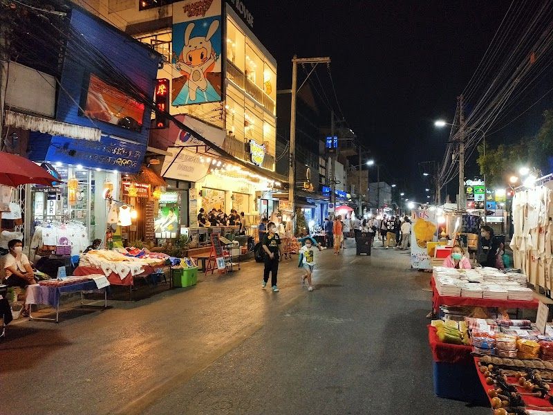 Explore the Old City and Night Markets