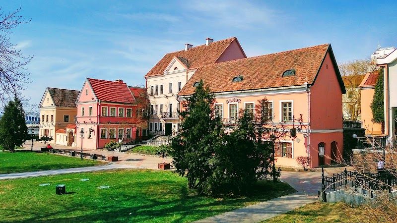 Explore the historic Old Town (Troitskoye Predmestye)