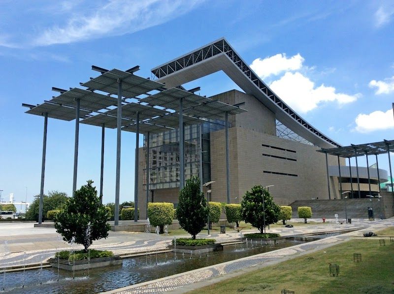 Explore the Historic Centre of Macau