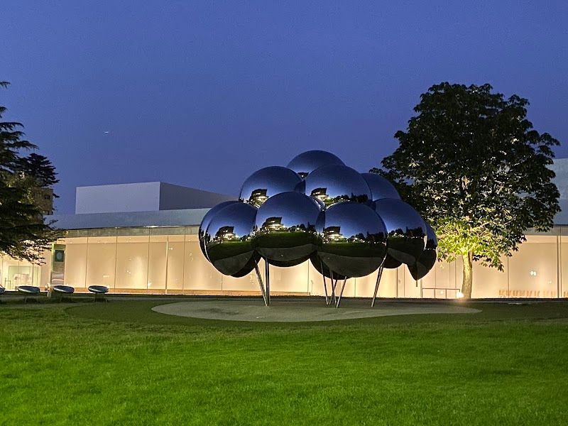 21st Century Museum of Contemporary Art