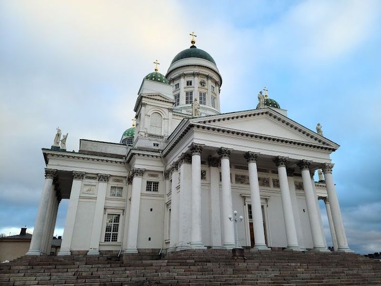 Explore the Helsinki Cathedral and Senate Square - Helsinki - Finland