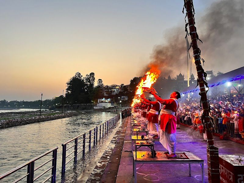 Attend the Ganga Aarti at Triveni Ghat