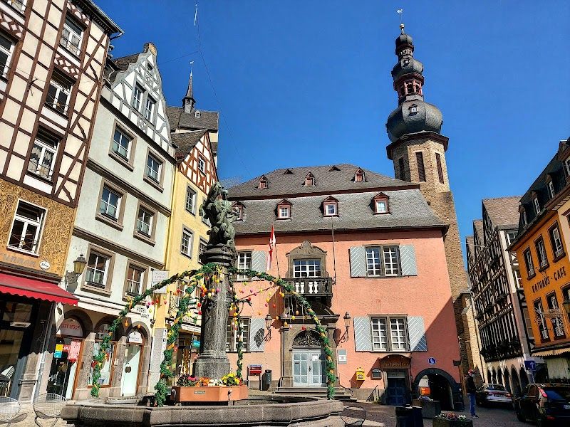 Explore the Historic Old Town (Altstadt)
