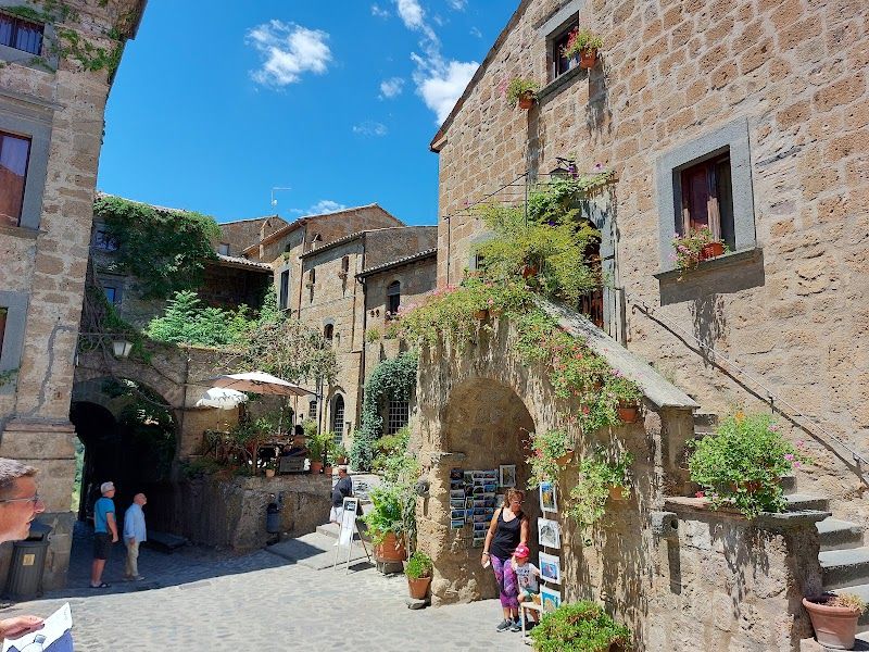 Explore the Historic Center and Medieval Architecture