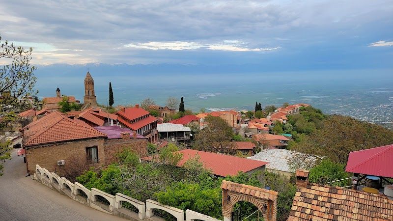 Explore Sighnaghi Old Town