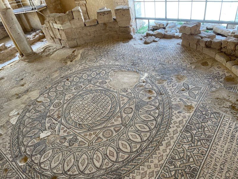 Discover the Archaeological Park and its Byzantine mosaics