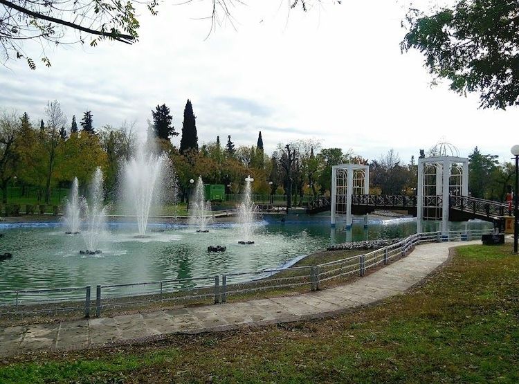 Stroll through Alkazar Park and the Pineios River - Larisa - Greece