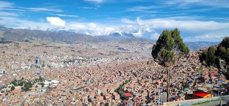 Explore the Witches' Market (Mercado de las Brujas) - La Paz - Bolivia