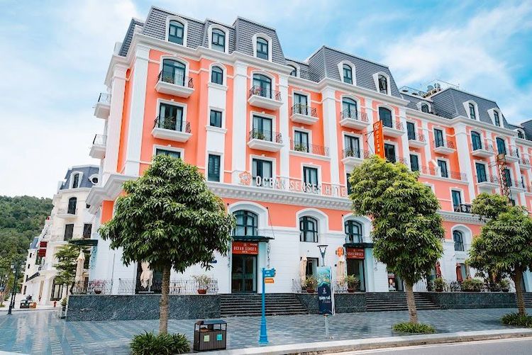 Explore Do Son Beach and Resort Area - Hải Phòng - Vietnam