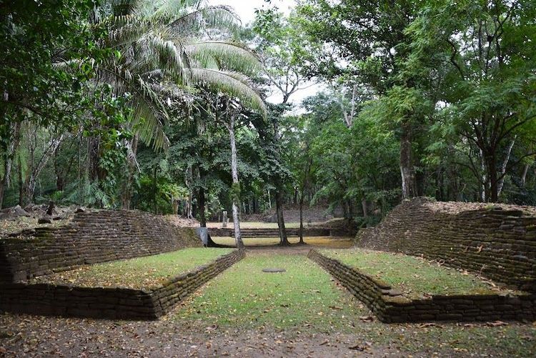 Visit the Nim Li Punit Mayan Ruins nearby - Indian Creek - Belize