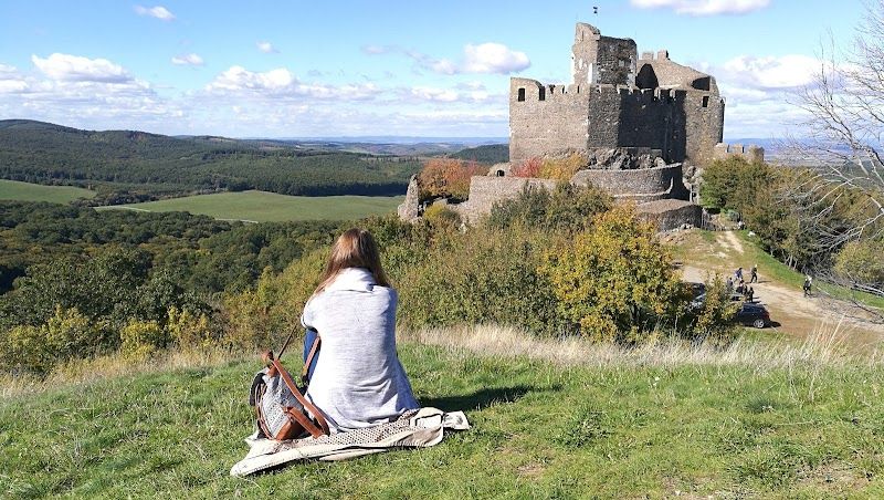 Visit the Hollókő Castle
