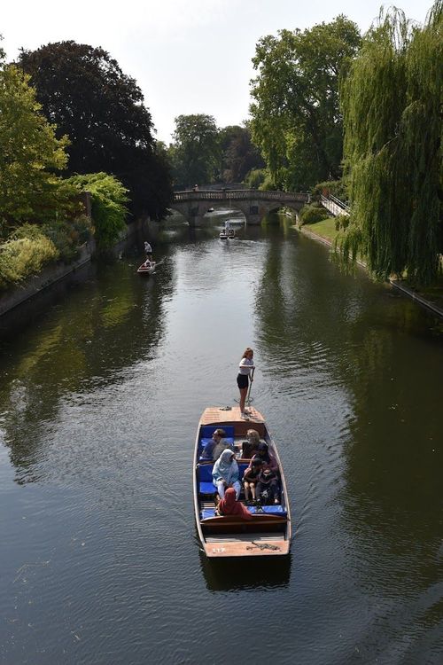 Punting on the River Cam - Cambridge - United Kingdom