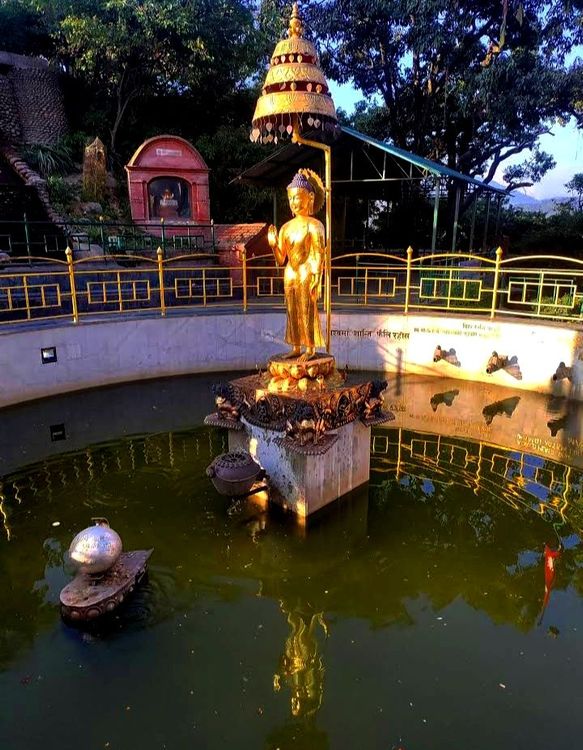 Visit Swayambhunath Stupa (Monkey Temple) - Kathmandu - Nepal