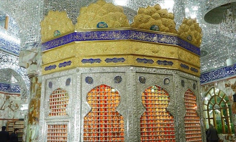 Walk along Al Mukhayyam The Tent City