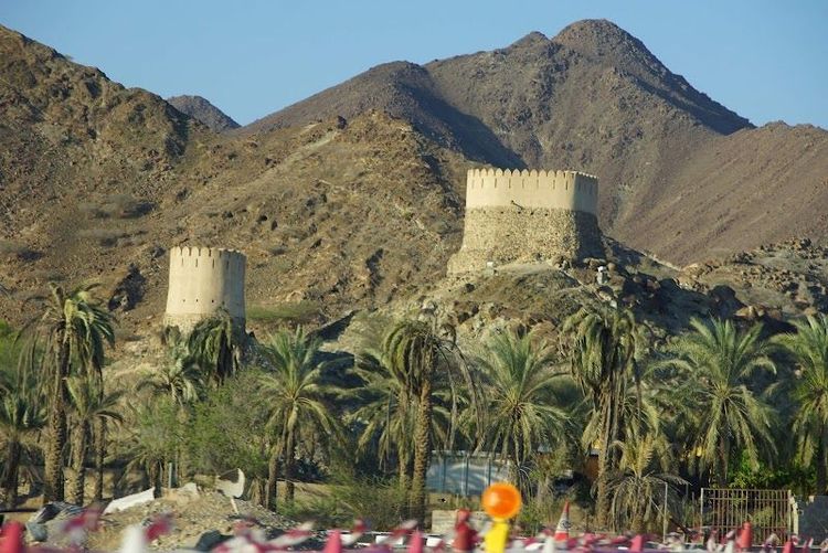 Explore the Fujairah Fort - Fujairah - United Arab Emirates