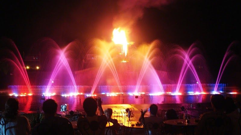 Magic Dancing Waters Live Show