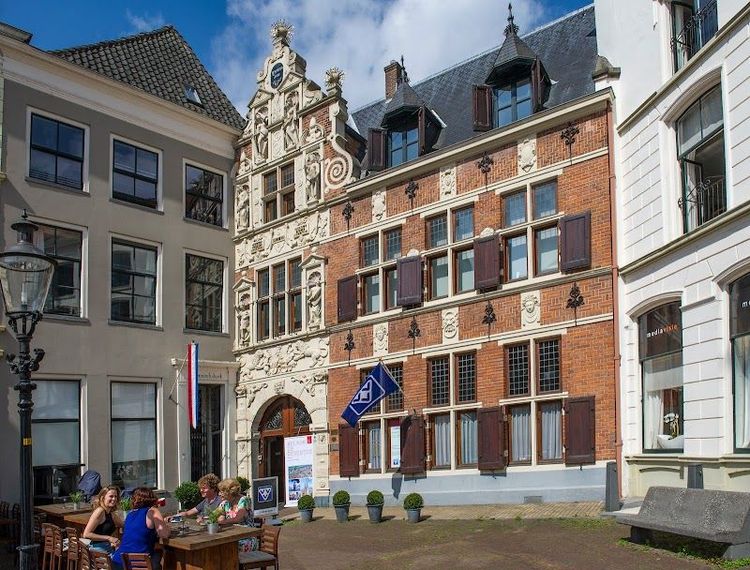Explore the Historic Deventer City Center - Deventer - Netherlands