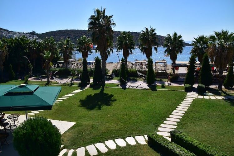 Relax at Bitez Beach - Bodrum - Türkiye