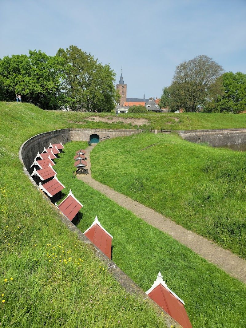 Explore the Fortress of Naarden (Naarden Vesting)