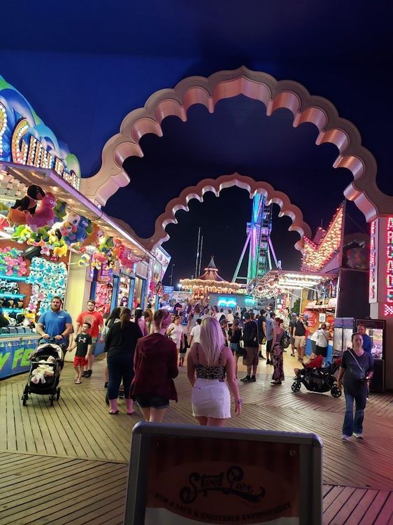 Steel Pier Amusement Park - Atlantic City - United States