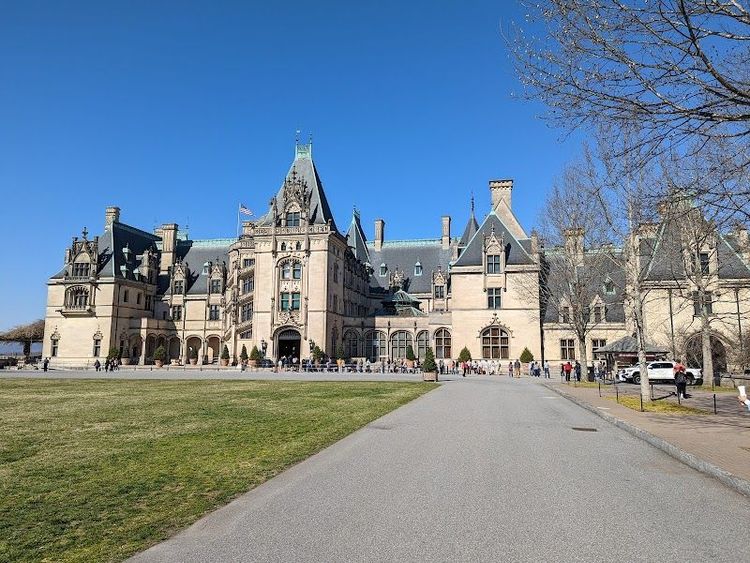 Explore the Biltmore Estate - Asheville - United States