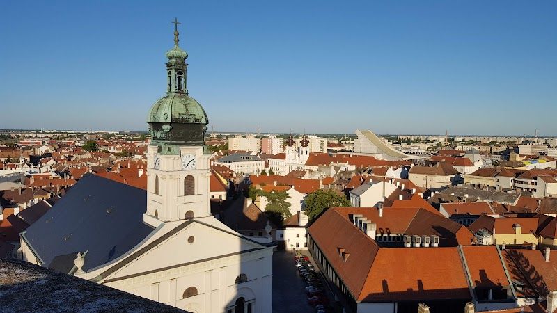 Explore the Baroque Old Town