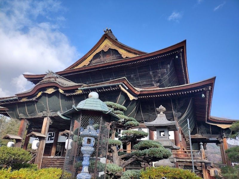 Zenkoji Temple