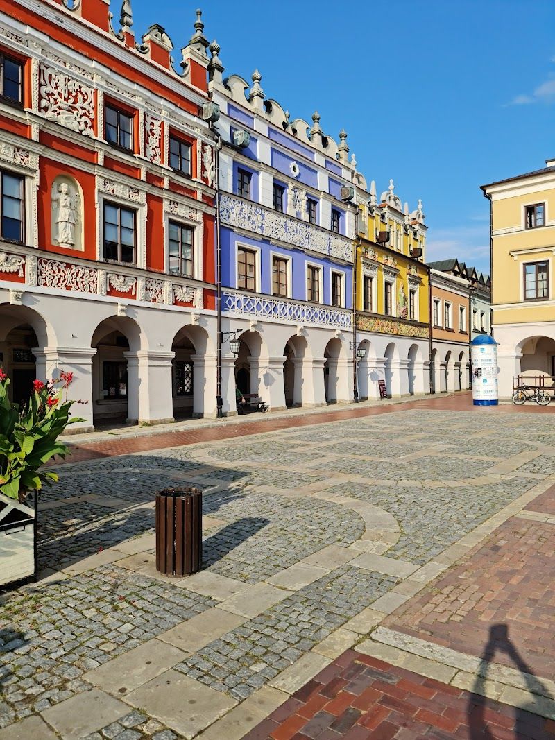 Stroll through the Great Market Square Rynek Wielki