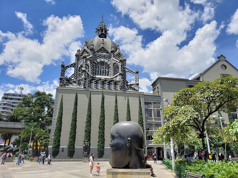 Explore the Museo de Antioquia and Plaza Botero