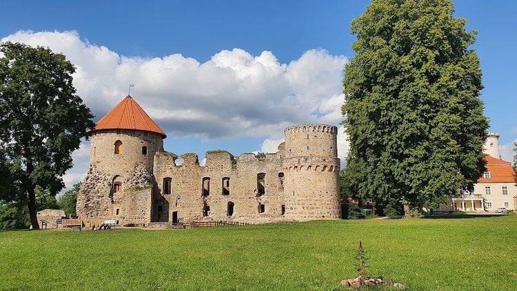 Cēsis Medieval Castle and Museum - Cēsis - Latvia