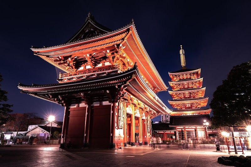 Visit the historic Sensō-ji Temple in Asakusa