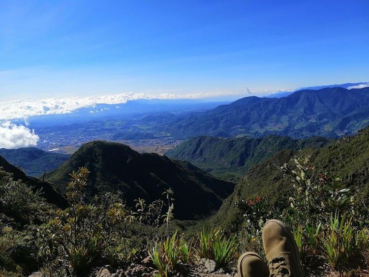 Hiking the Baru Volcano - Los Naranjos - Panama