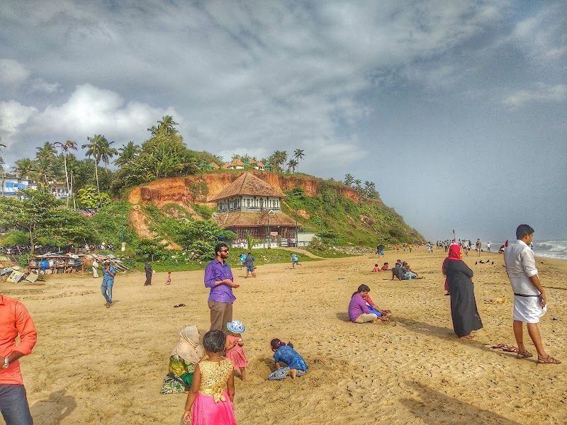 Visit Varkala Beach (Papanasam Beach)