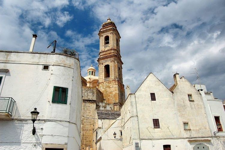 Visit Church of Saint George (Chiesa di San Giorgio) - Locorotondo - Italy