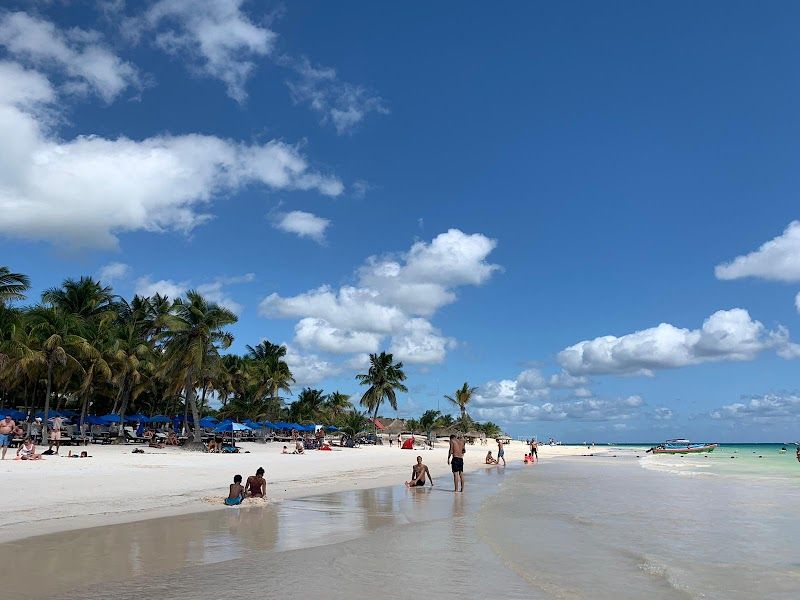 Relax on Playa Paraiso